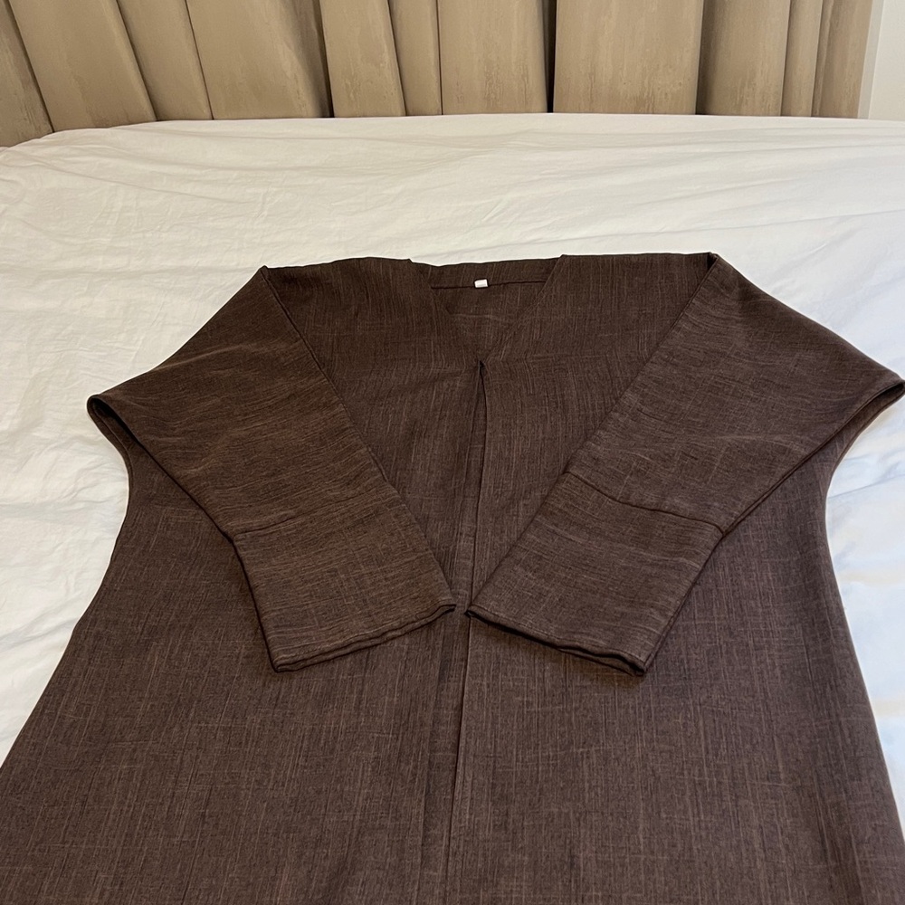Dark brown linen abaya